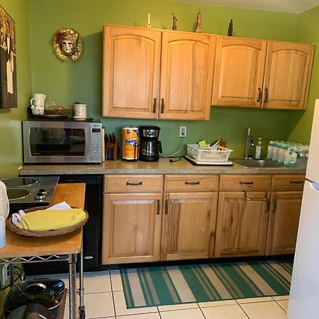 One Bed Suite Near Beaches And Downtown ساراسوتا المظهر الخارجي الصورة