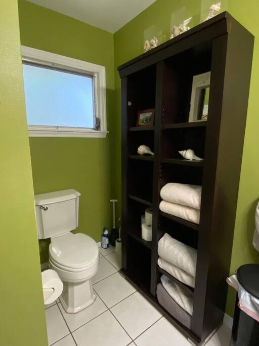 One Bed Suite Near Beaches And Downtown ساراسوتا المظهر الخارجي الصورة