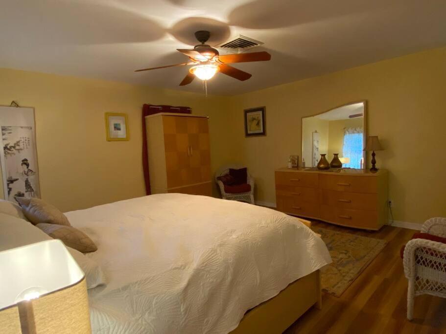 One Bed Suite Near Beaches And Downtown ساراسوتا المظهر الخارجي الصورة