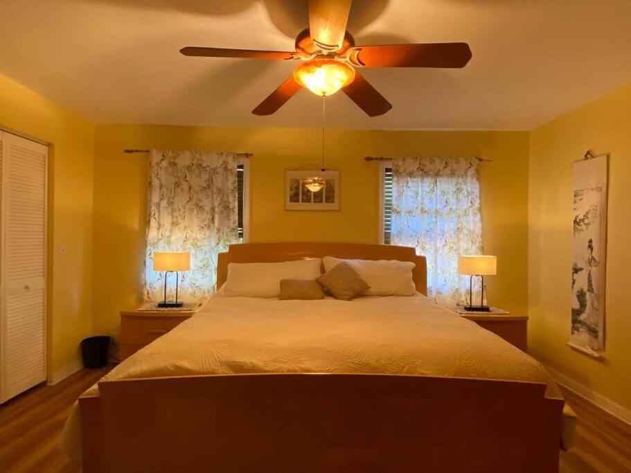 One Bed Suite Near Beaches And Downtown ساراسوتا المظهر الخارجي الصورة